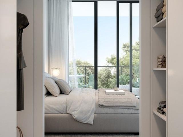 Luxury Apartment At Affordable Price! Walk To All Amenities!