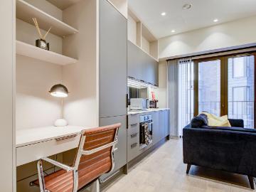 Luxury Apartment Canary Wharf 1 Bed 1 bed apartment to rent £2,800 pcm £646 pw