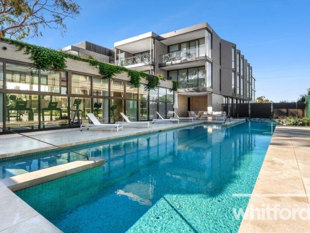 Luxury Apartment Coastal Elegance in Rippleside