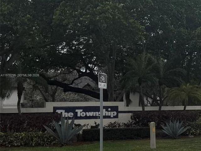 Luxury apartment complex for rent in Coconut Creek, United States