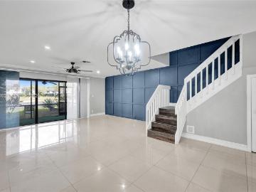 Luxury apartment complex for rent in Coconut Creek, Florida