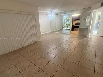 Luxury apartment complex for rent in Coconut Creek, Florida