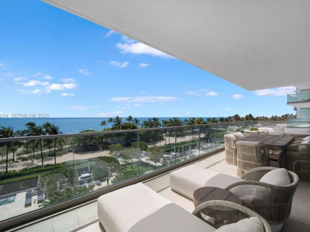 Luxury apartment complex for rent in Bal Harbour, United States