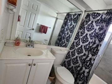 Luxury apartment complex for rent in Delray Beach, United States