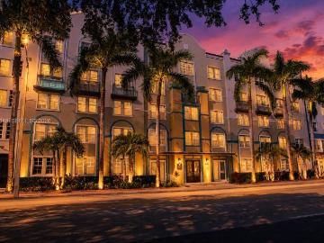 Luxury apartment complex for rent in Fort Lauderdale, Florida