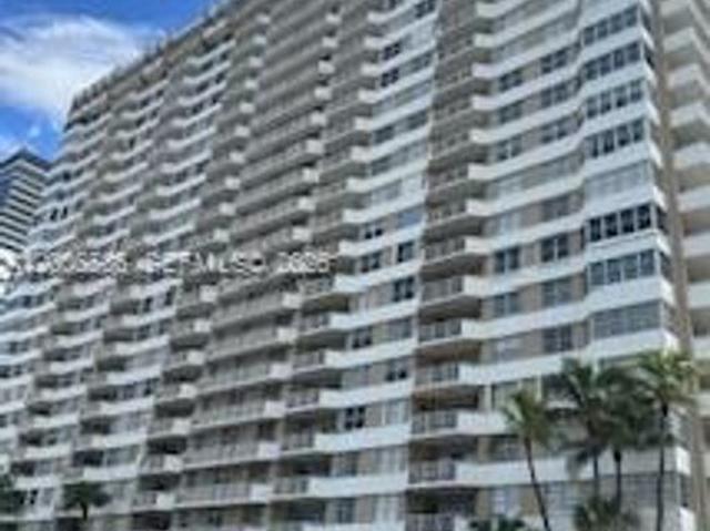 Luxury apartment complex for rent in Hallandale, United States