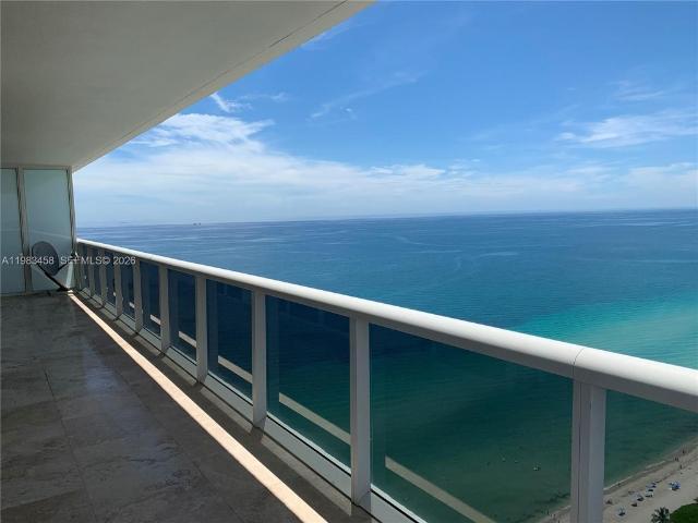 Luxury apartment complex for rent in Hallandale, United States