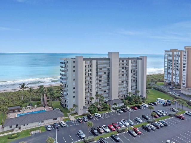 Luxury apartment complex for rent in Hutchinson Island South, Florida