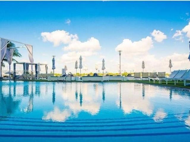 Luxury apartment complex for rent in Miami Beach, Florida