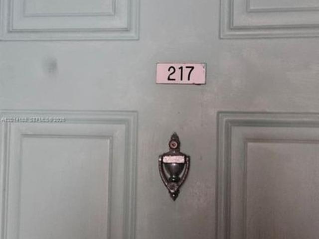 Luxury apartment complex for rent in Miami Beach, United States