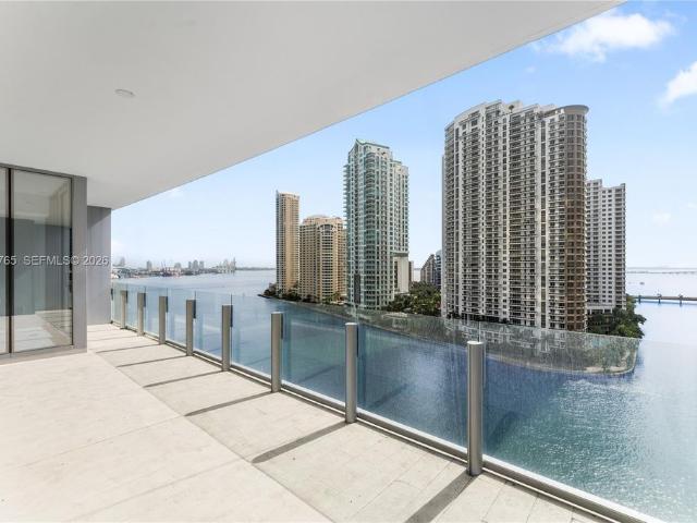 Luxury apartment complex for rent in Miami, Florida