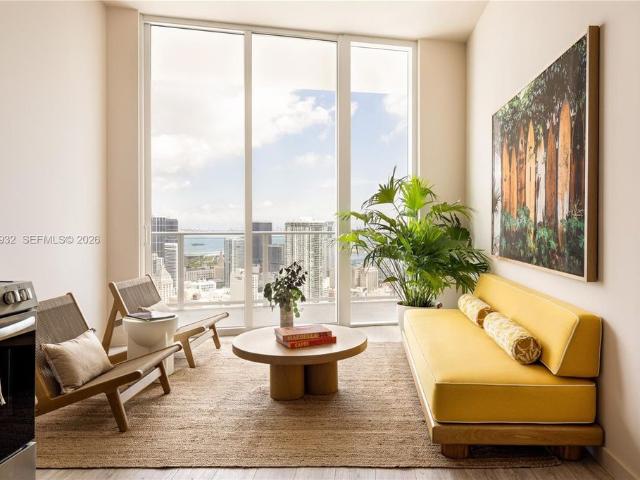 Luxury apartment complex for rent in Miami, Florida