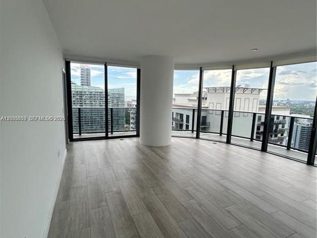 Luxury apartment complex for rent in Miami, Florida