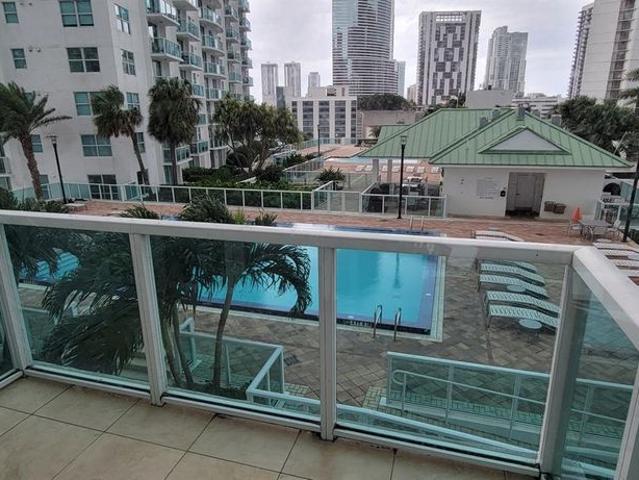 Luxury apartment complex for rent in Miami, Florida