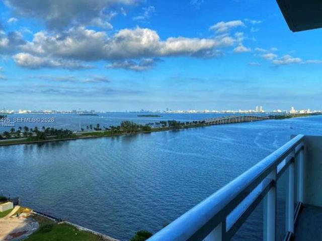 Luxury apartment complex for rent in Miami, United States