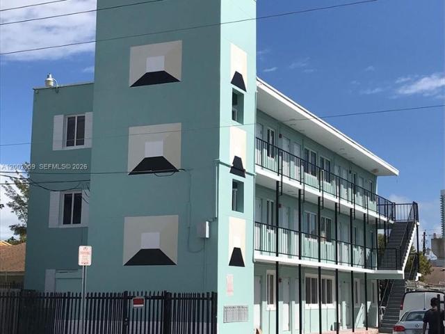 Luxury apartment complex for rent in Miami, United States