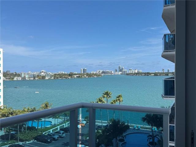 Luxury apartment complex for rent in North Bay Village, Florida