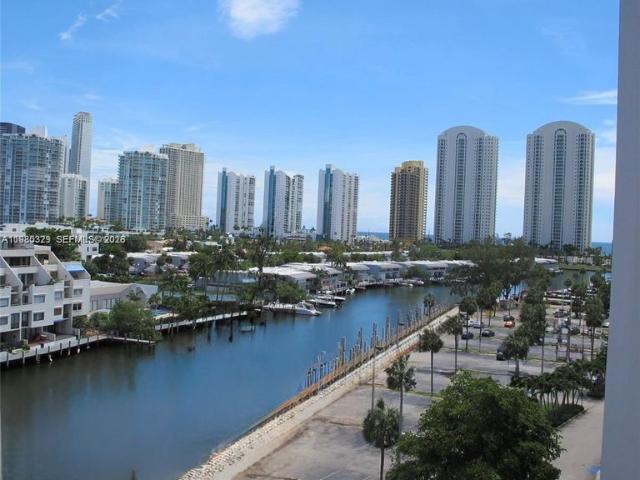 Luxury apartment complex for rent in Sunny Isles Beach, United States