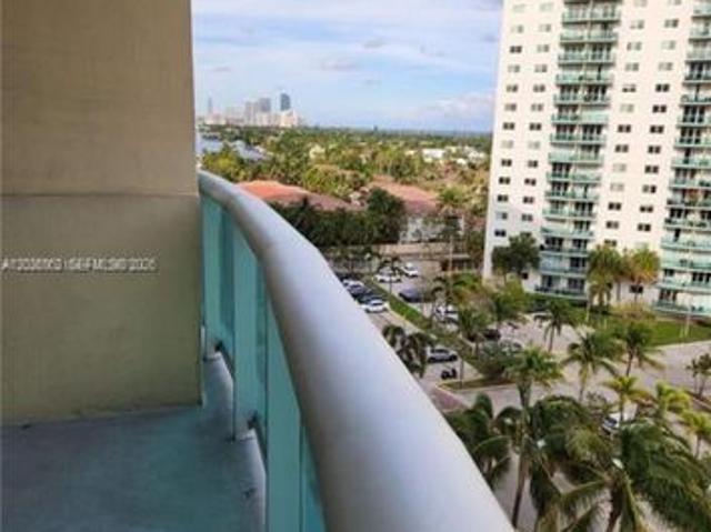Luxury apartment complex for rent in Sunny Isles Beach, United States
