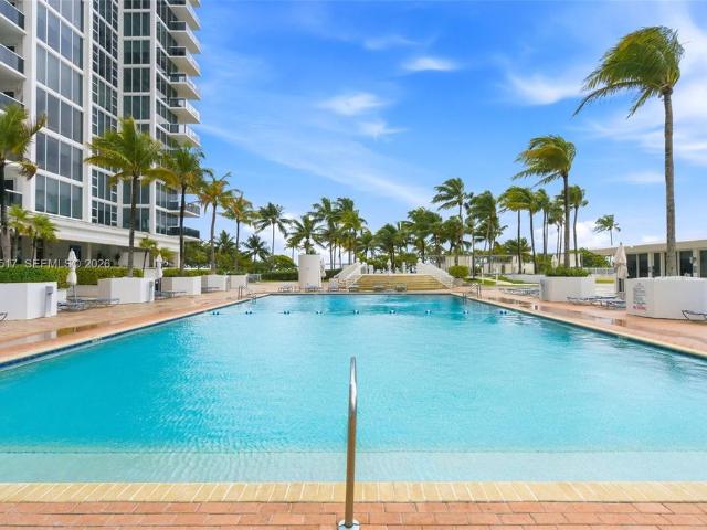 Luxury apartment complex for sale in Bal Harbour, United States