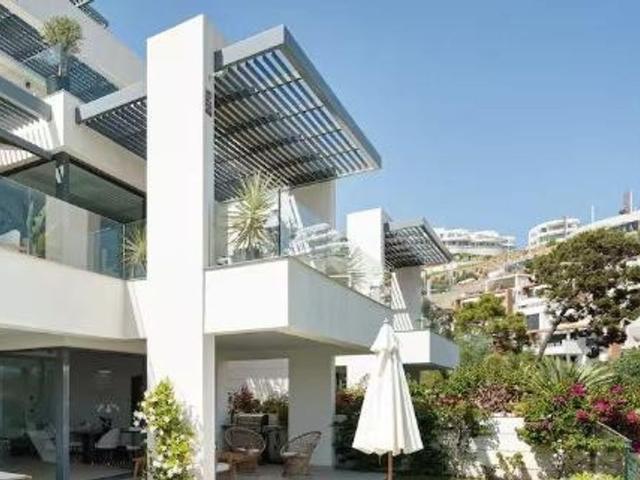 Luxury Apartment for rent in Benahavís, Spain