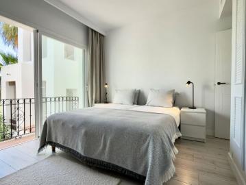 Luxury Apartment for rent in Benahavís, Spain