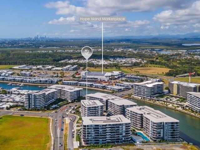 Luxury Apartment in Exclusive Waterfront Complex with side by side Parking Will be sold!