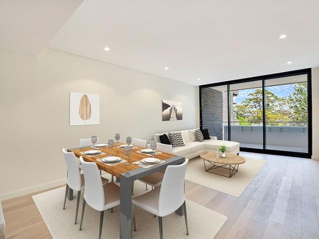 Luxury Apartment In Quiet Setting