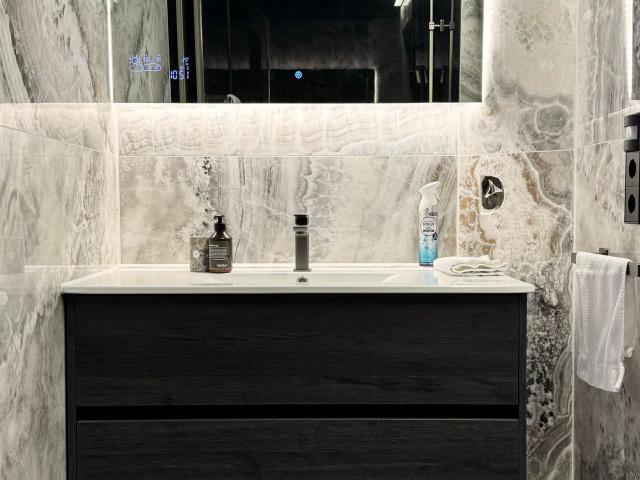 Luxury apartment in the heart of Munich, Munchen Amsterdam Apartments for Rent