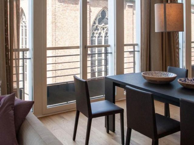 Luxury apartment in the middle of Düsseldorf city center, all inclusive!