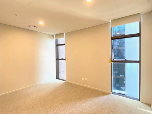 Luxury Apartment in West Village – Resort Lifestyle, Unbeatable Location