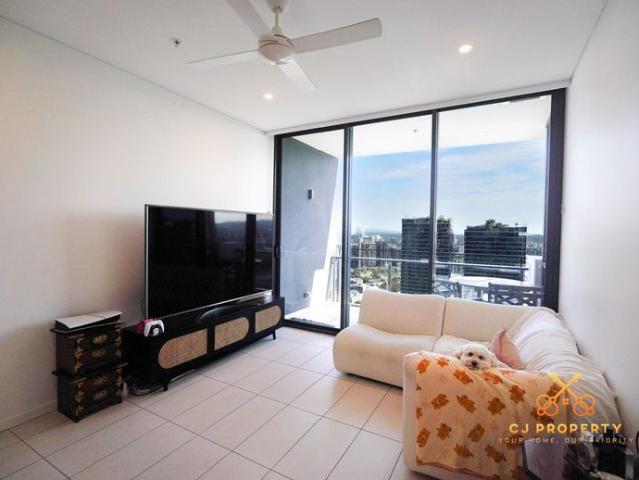 Luxury Apartment Living with Breathtaking Views – Level 29