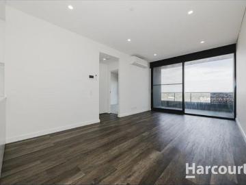 Luxury Apartment Living with Resort Style Amenities