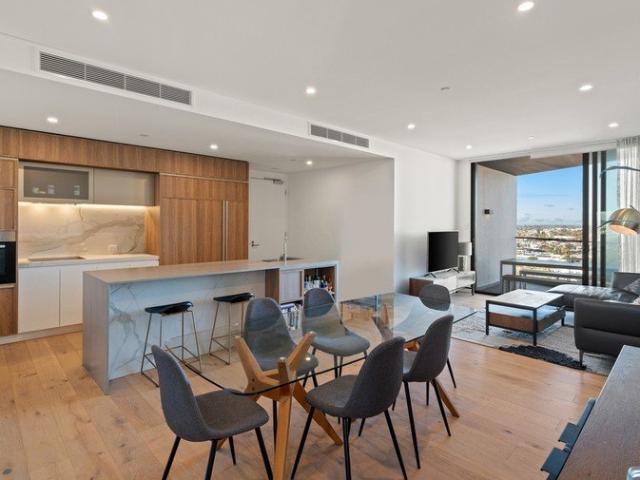 Luxury Apartment Living with Swan River Views