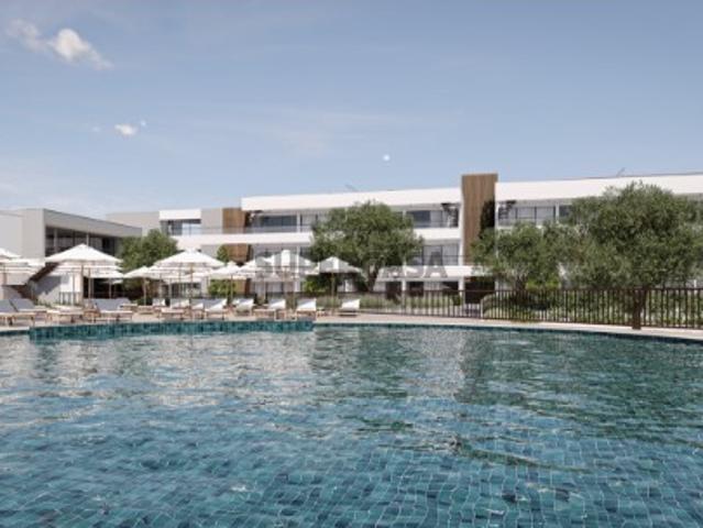 Luxury Apartment Living Near Carvoeiro