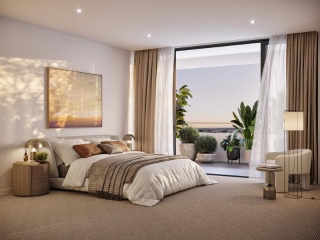 Luxury Apartment ! Walk To All Amenities! 2 plus Study With 2 car Spaces!