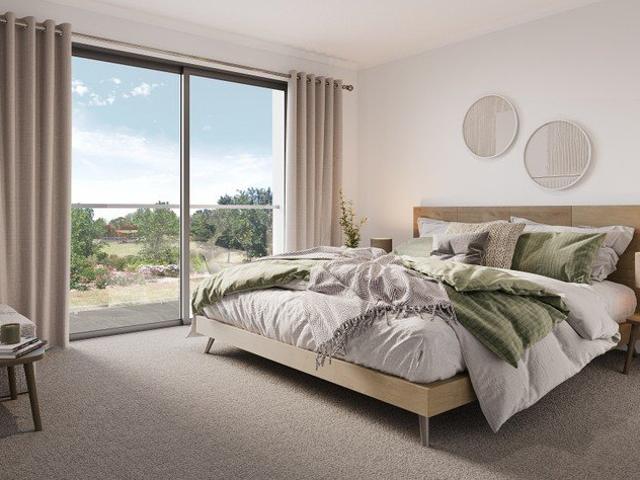 Luxury Apartment ! Walk To All Amenities. Ready To Move!