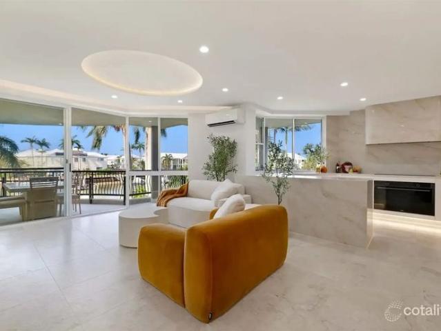 Luxury Apartment with Marina Berth