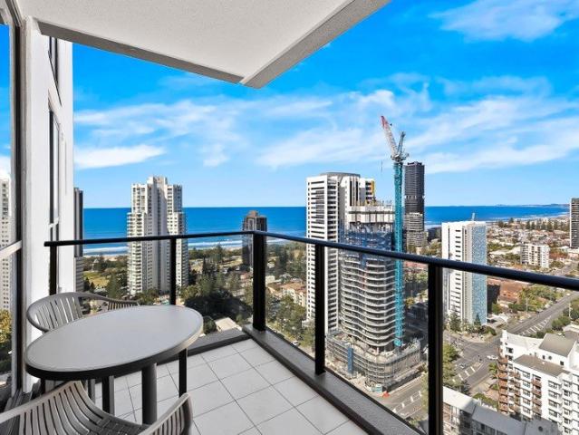Luxury Apartment with Spectacular Coastal Views