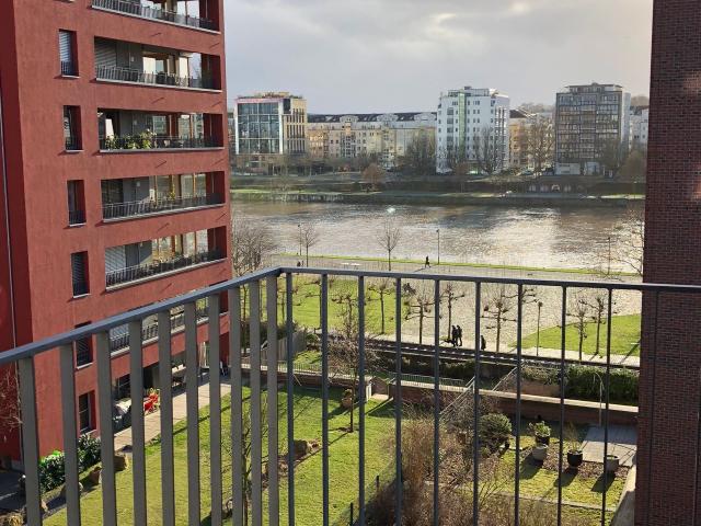 Luxury apartment with river view nearby ECB in Frankfurt, Frankfurt Amsterdam Apartments for Rent