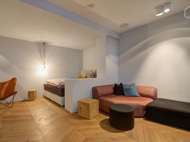 Luxury apartment with wellness area and sauna, 10min. from the main train station, in Bornheim