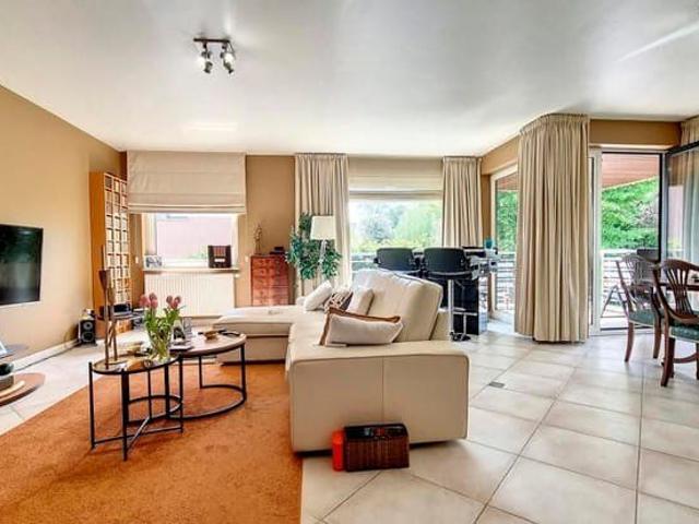 Luxury apartment 110m² 2 bedrooms Waterloo center