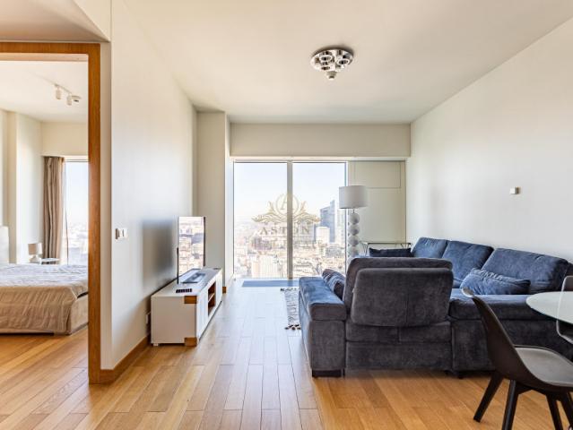 Luxury apartment >35 floor on Złota 44
