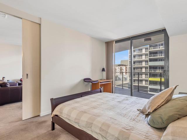 Luxury Awaits at 77/143 Adelaide Terrace, East Perth Your Dream Apartment or Investment!