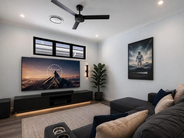 Luxury Bayside Living on the Redland Bay Esplanade