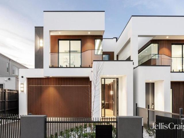 Brand New Luxury Beyond Compare With Breathtaking Views & Lift