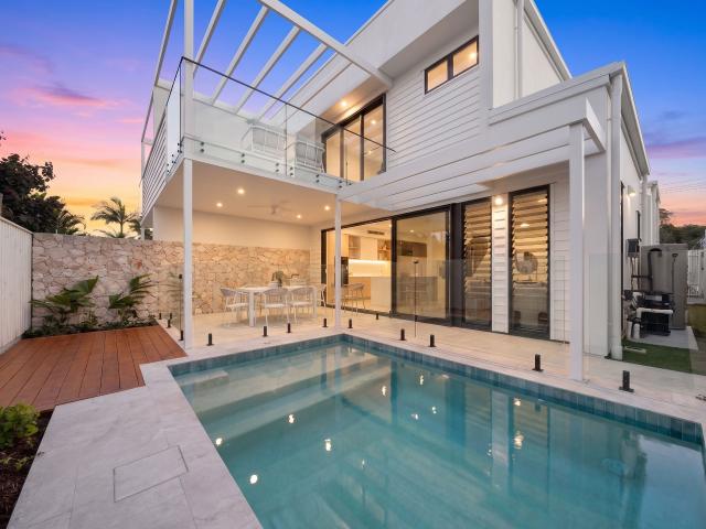 Luxury Beachside Living Just 100m from the Warana Beach