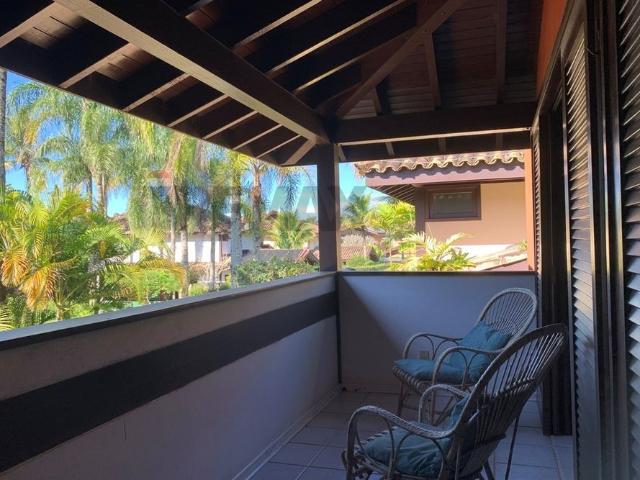 Luxury Beachside Living: Spacious Annual Rental