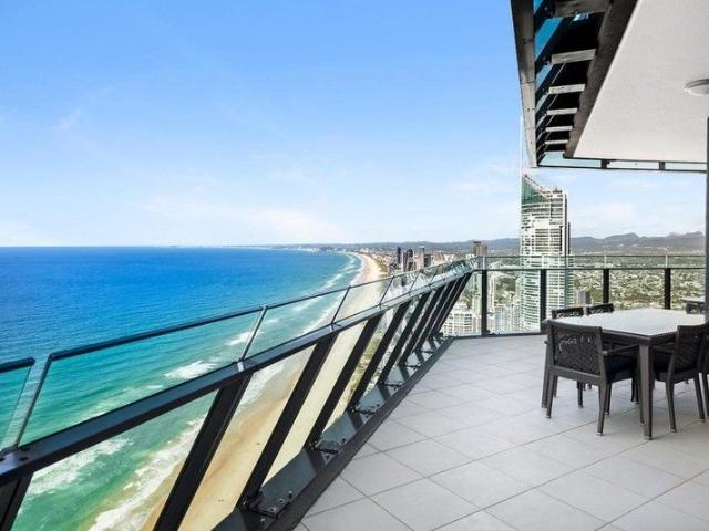 Luxury Bespoke Soul Sky Home Must be Sold!