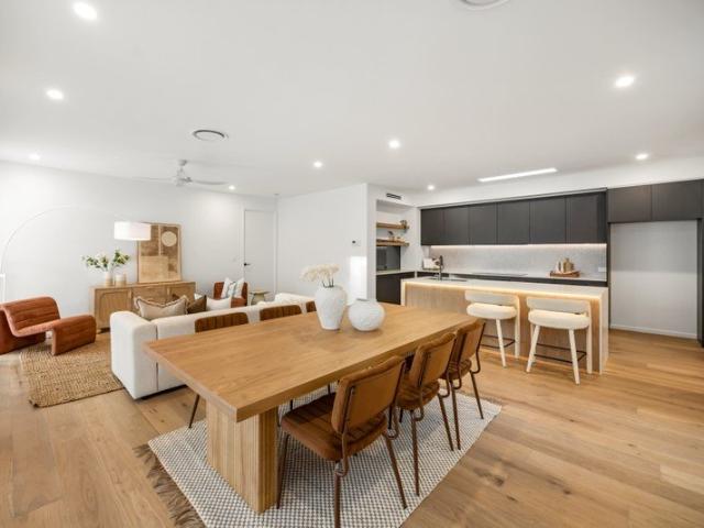 Luxury Brand New Duplex in the Heart of Buderim with 4 Bedrooms, High End Finishes Throughout & Additional Carspace!